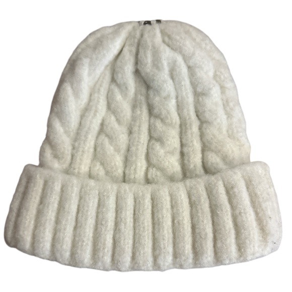 UGG Cabincore Chunky Knit Hat Baby or Toddler Winter Hat - Picture 2 of 3